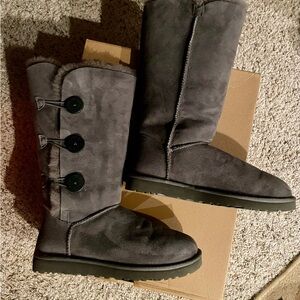 NEW UGG Grey Button Tall with Button Accents